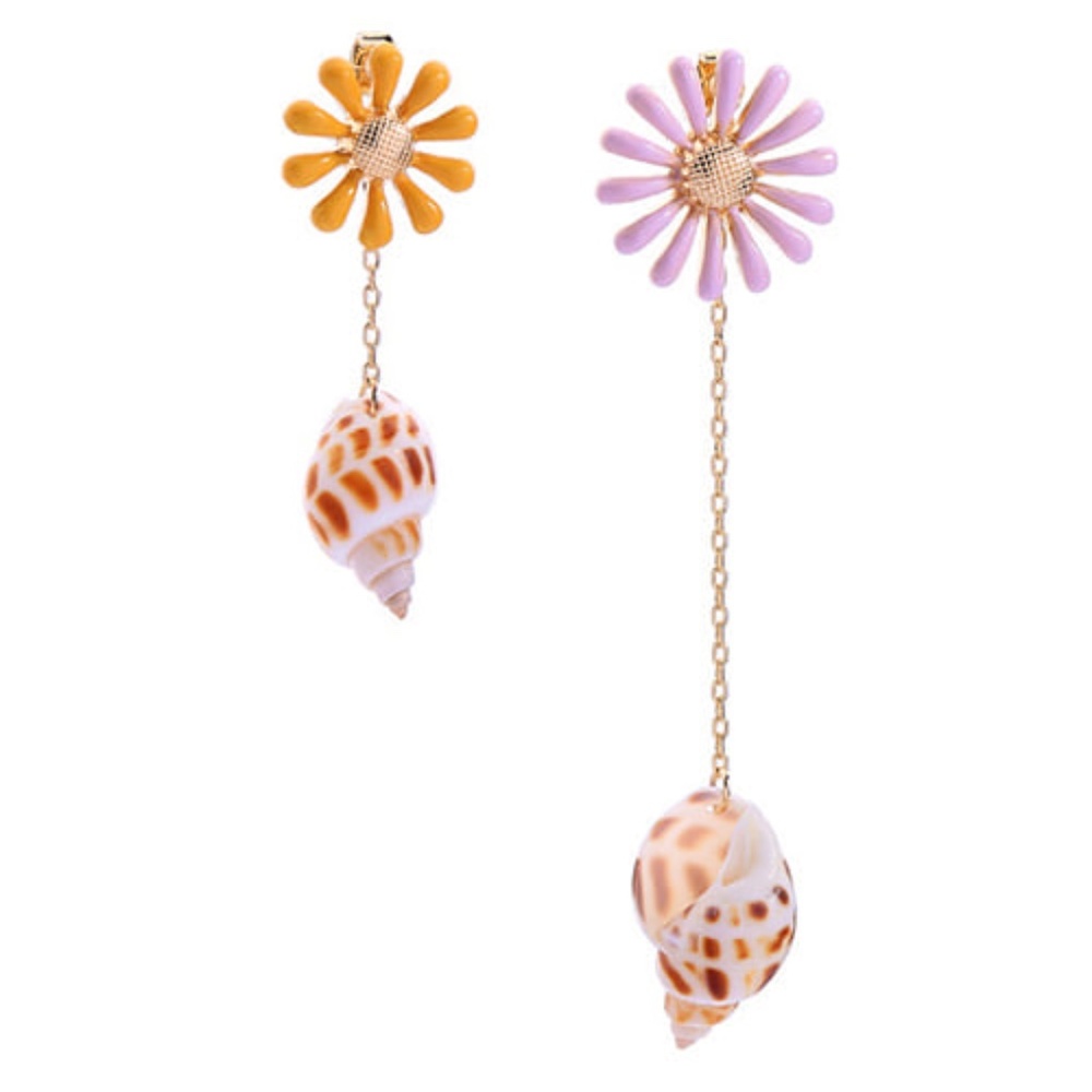 New! Asymmetrical‎ Flower & Shell Drop Earrings